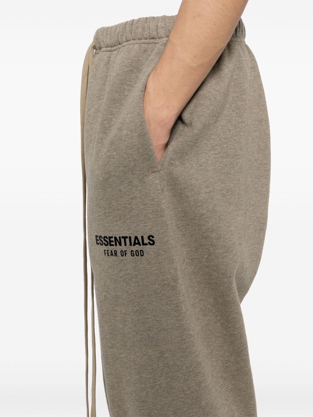 FEAR OF GOD ESSENTIALS Essential フリース スウェットパンツ