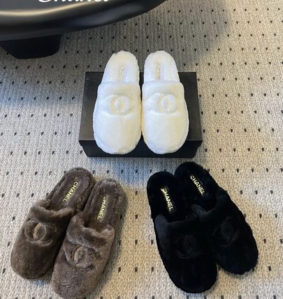 ファーサンダル CHANEL(シャネル) サンダル・ミュール(レディース