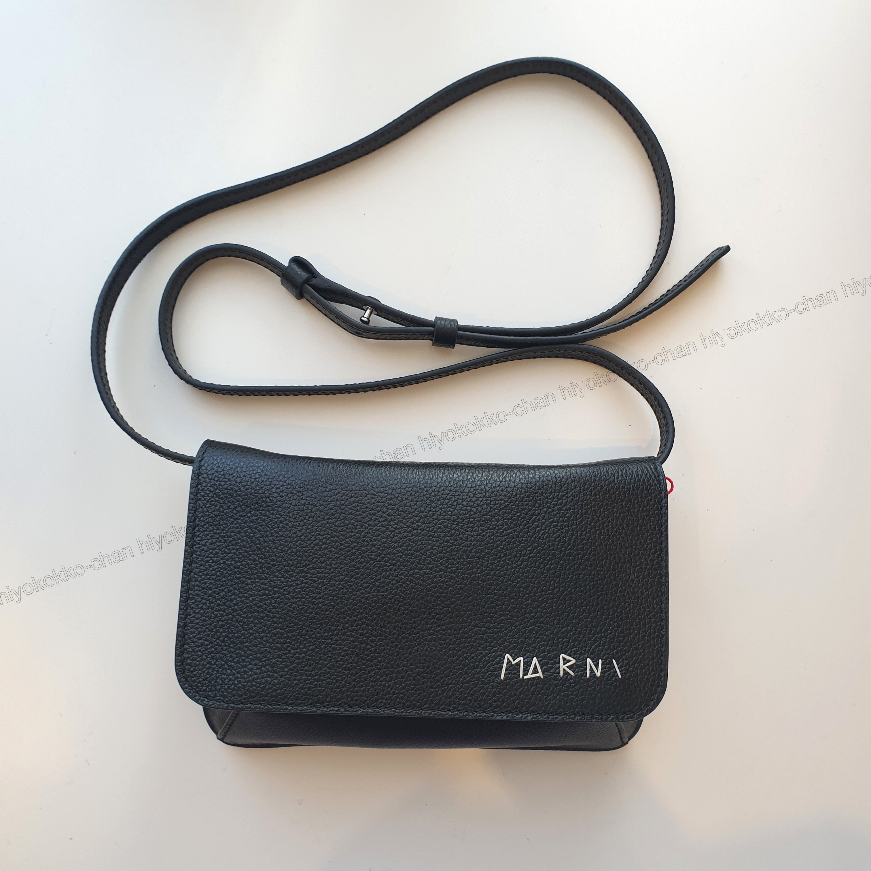 SALE】MARNI レザーショルダーバッグ メンディングロゴ (MARNI