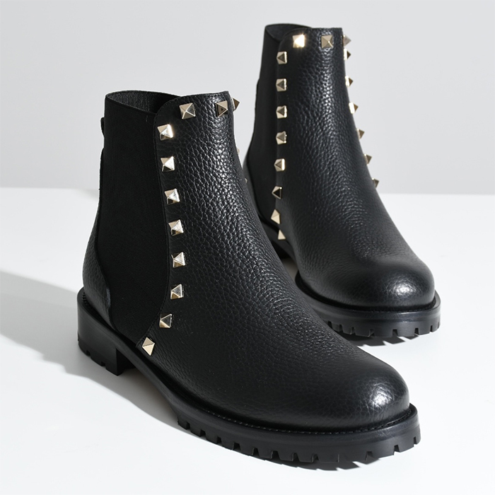 国内即発】VALENTINO ロックスタッズブーツ (VALENTINO/ショートブーツ