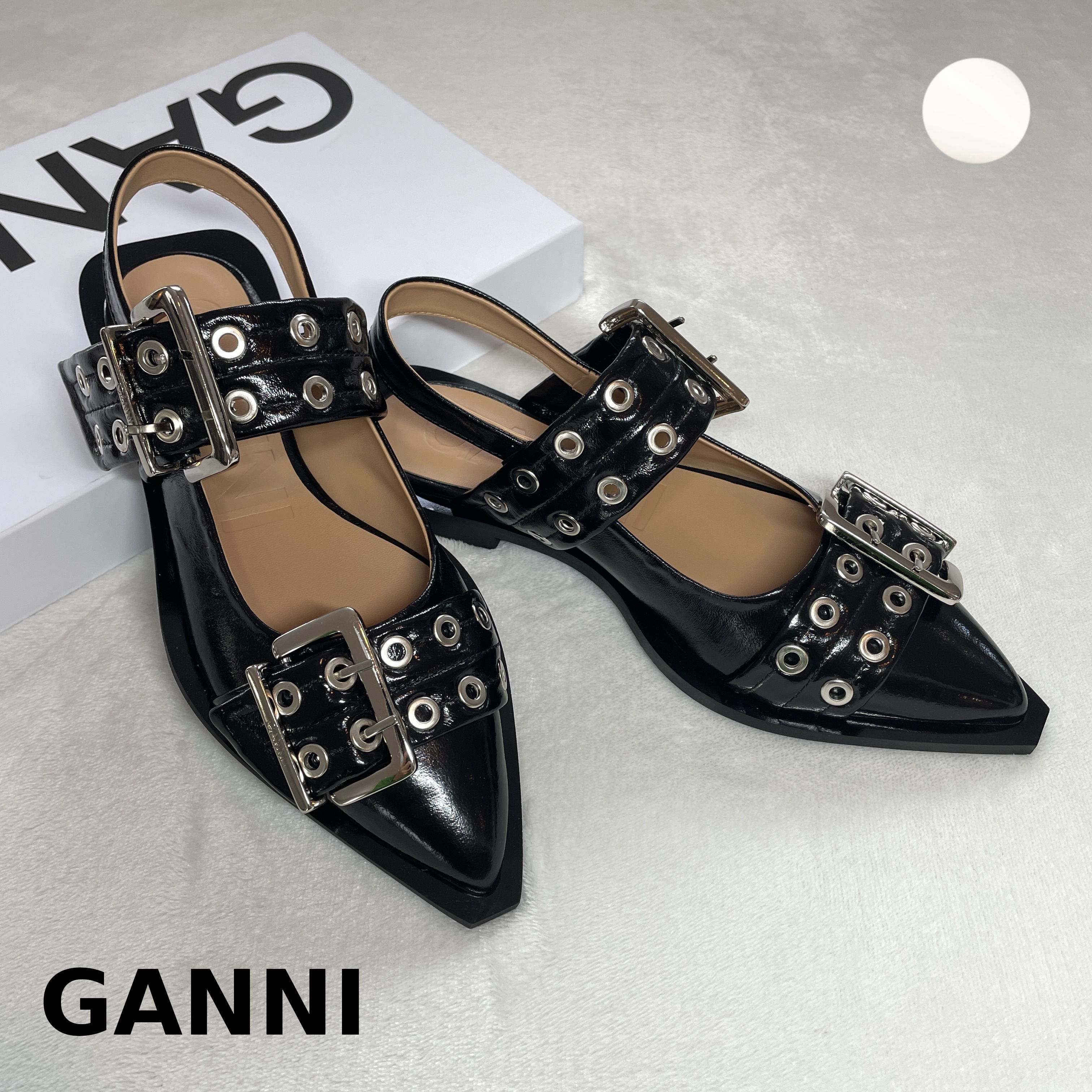 GANNI】FEMININE BUCKLE BALLERINAS/ 各色 (Ganni/フラットシューズ