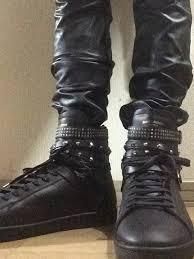 関税込SALE!サンローランSaint Laurent スタッズ付きスニーカー (Saint