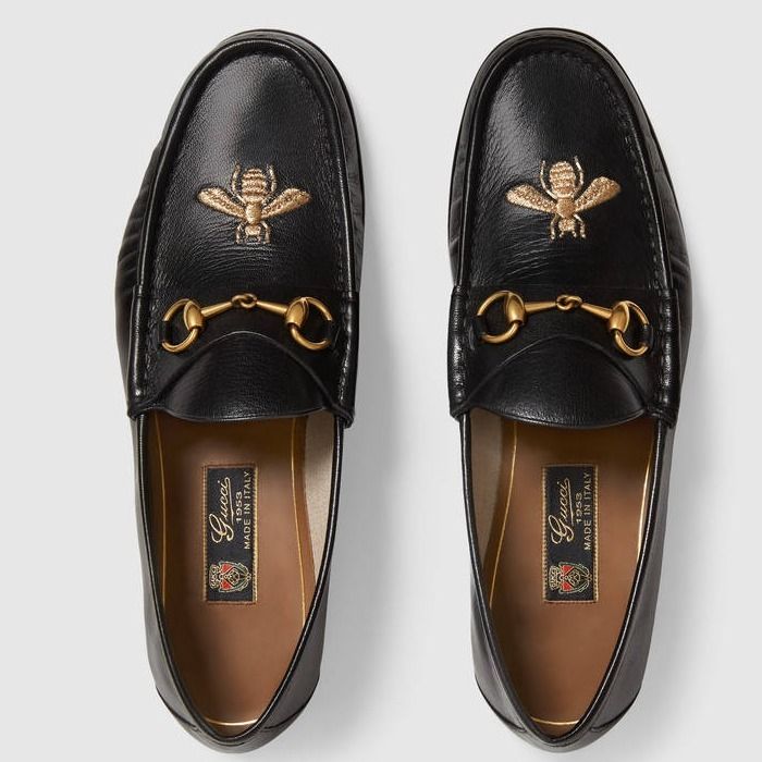 ☆関税込み☆Gucci ビー（ハチ）付き レザー ローファー (GUCCI/ドレス