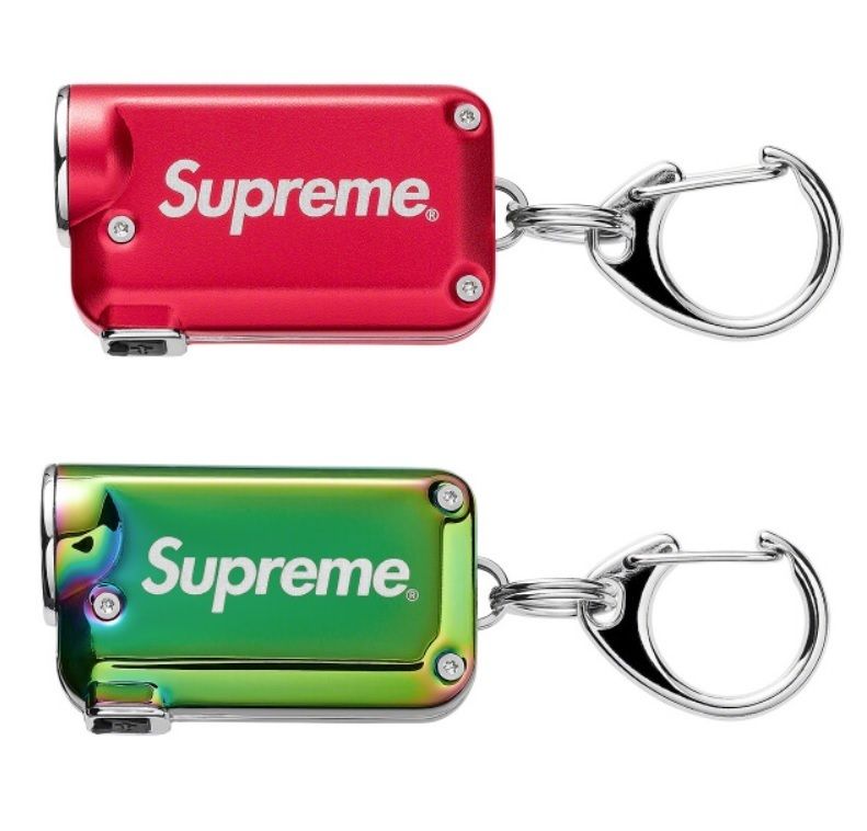 SUPREMExNITECORE☆懐中電灯キーホルダー (Supreme/キーケース