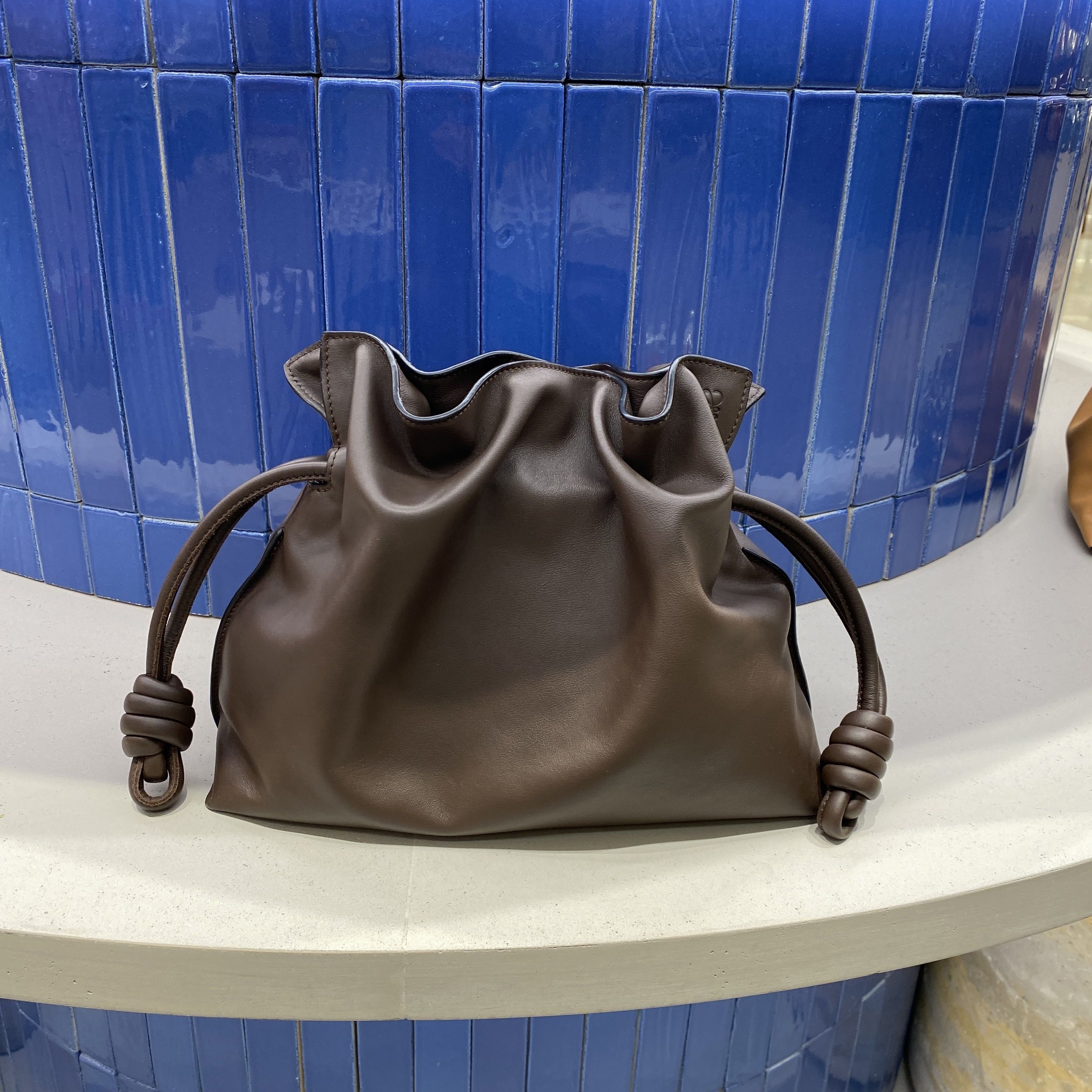 LOEWE☆フラメンコクラッチナパカーフ チョコレート (LOEWE/クラッチ