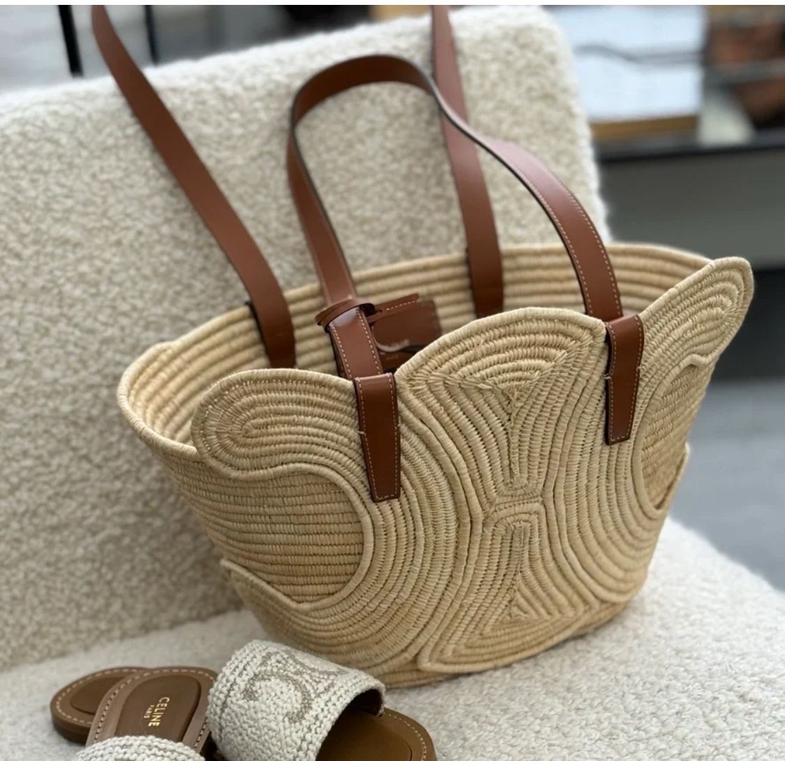 CELINE】スモール ブレーデッド トリオンフ クラシック パニエ (CELINE