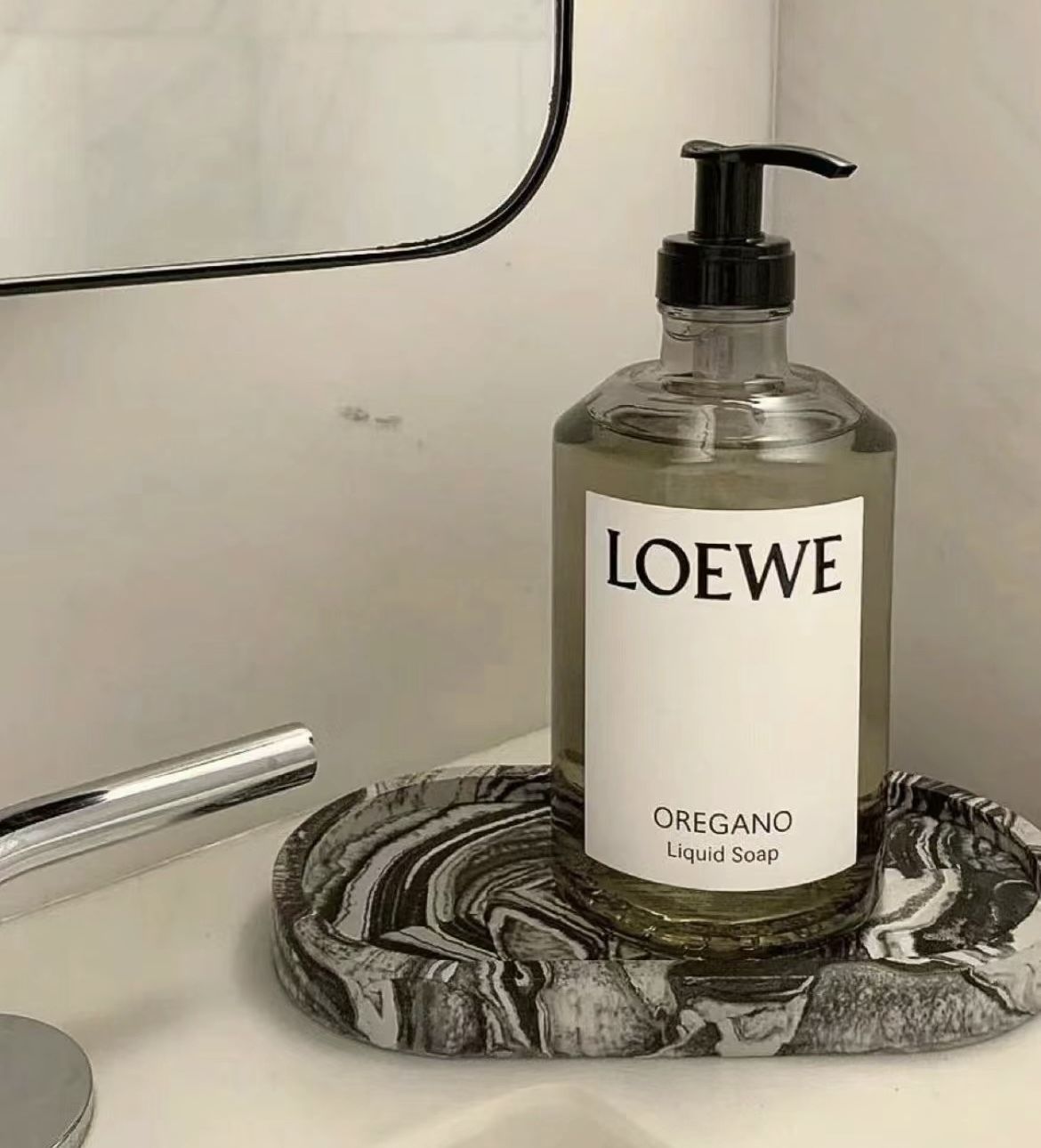 フレッシュな香り LOEWE ロエベ オレガノ リキッドソープ (LOEWE