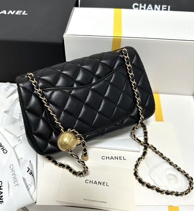 入手困難品】CHANEL☆ミニ フラップバック☆パールクラッシュ (CHANEL