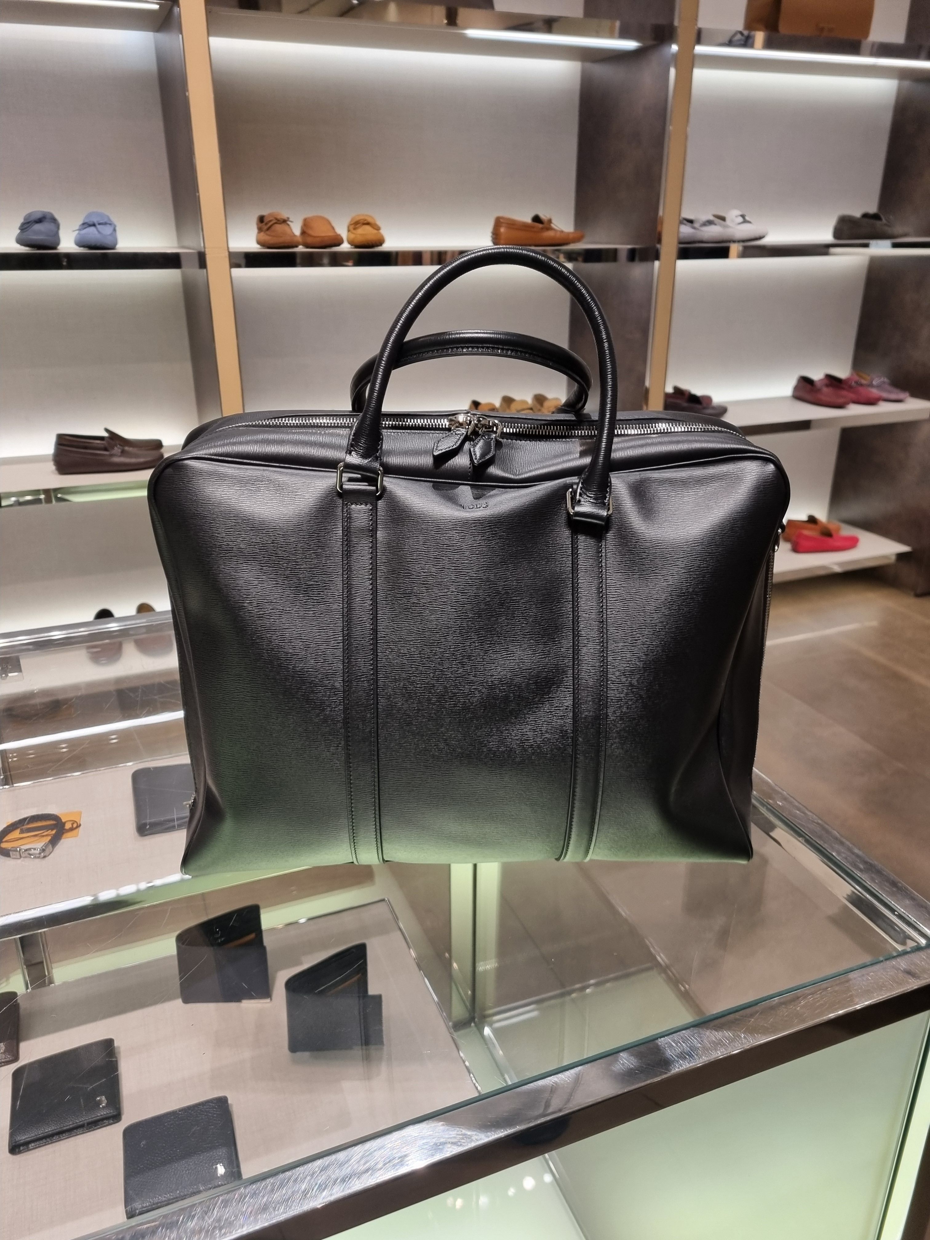 VIP【TOD'S】メンズ ビジネスバック 取り外し可能なショルダー (TOD'S