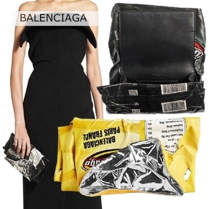 BALENCIAGA】Chips Clutch Wallet バッグ レザー ロゴ (BALENCIAGA