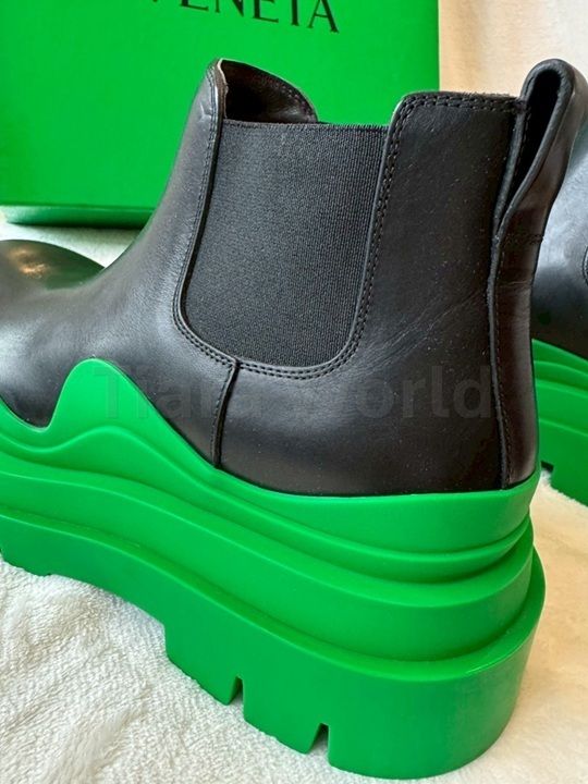 BOTTEGA VENETA◇クロップドタイヤチェルシーブーツ BLACK/GRASS