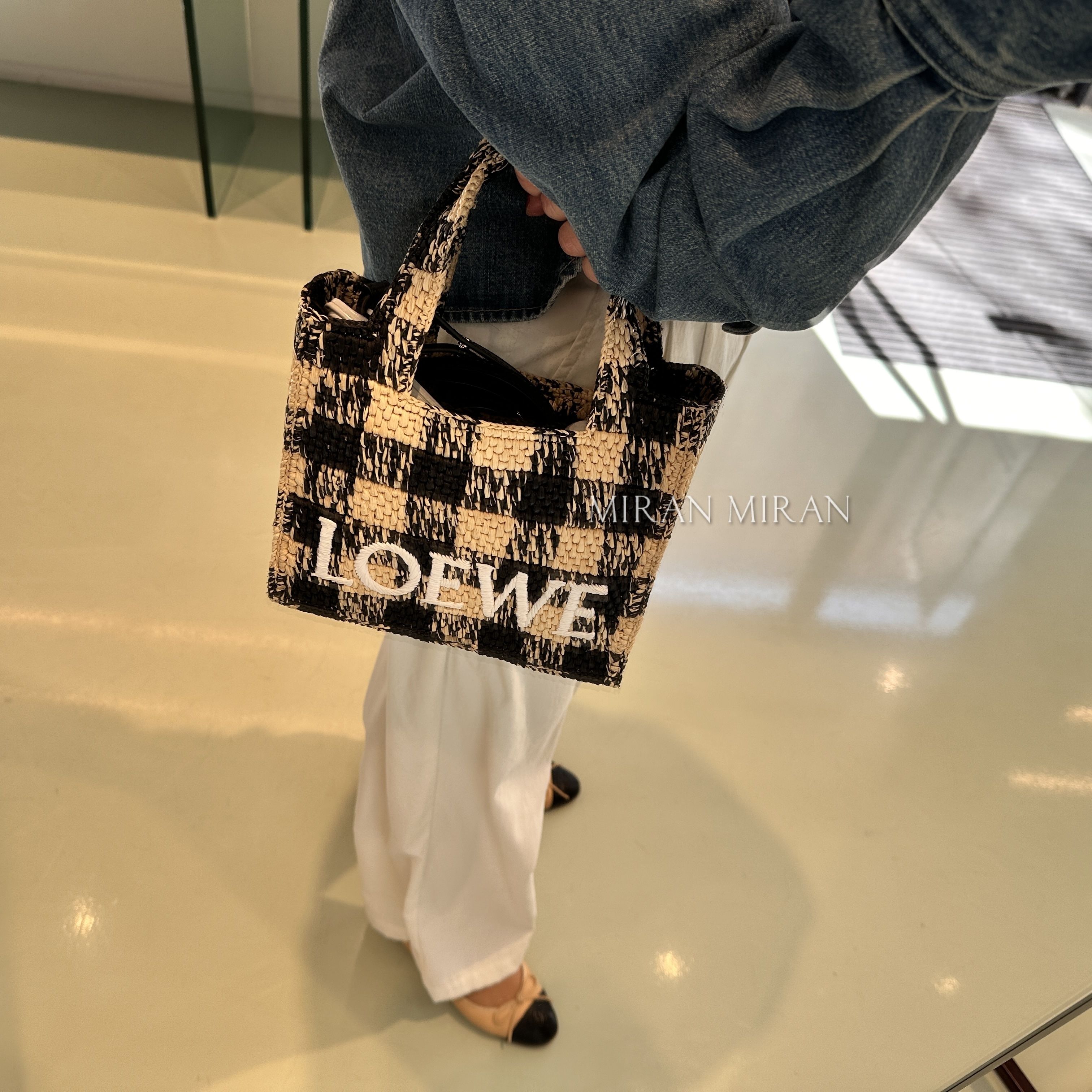 LOEWE】CUTE♪ラフィア ロエベフォント トート ミニ (LOEWE/かごバッグ