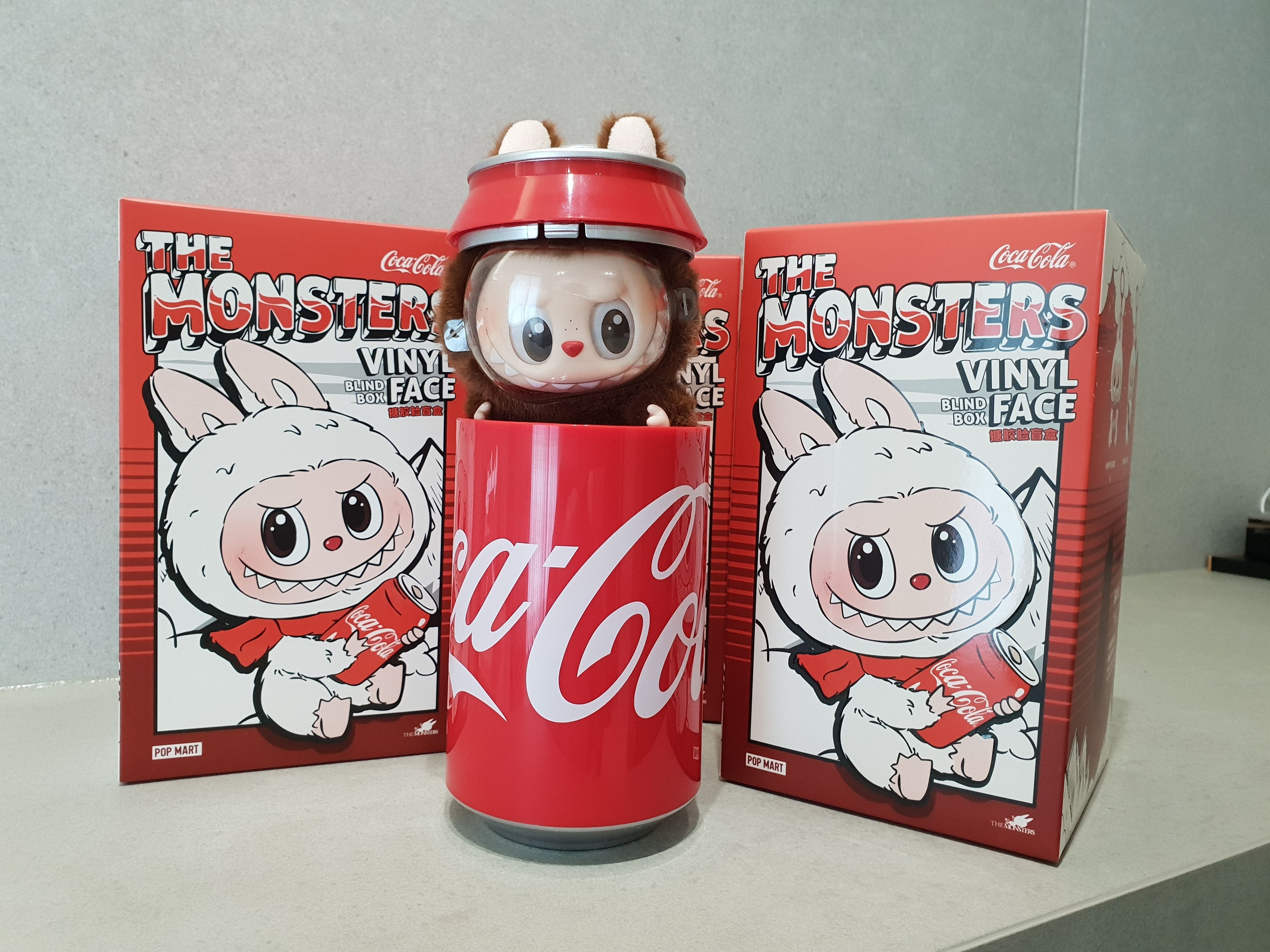 正規品】☆POPMART☆Labubu Coca Cola Keyring シークレット (POP MART