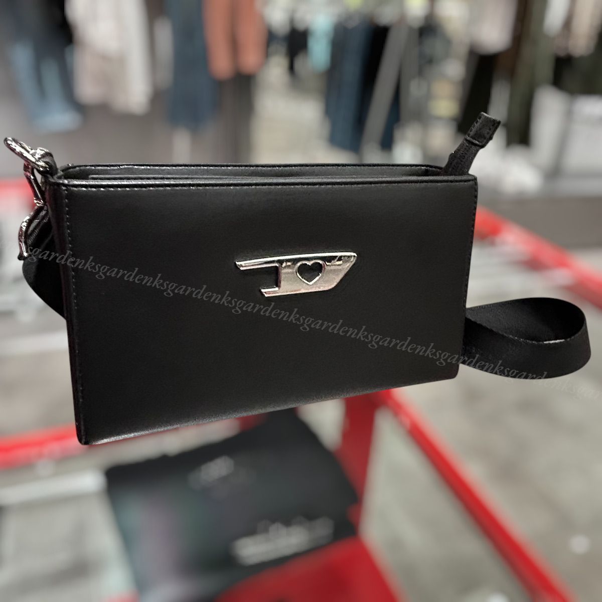 DIESEL ハート ロゴ ショルダーバッグ (DIESEL/ショルダーバッグ