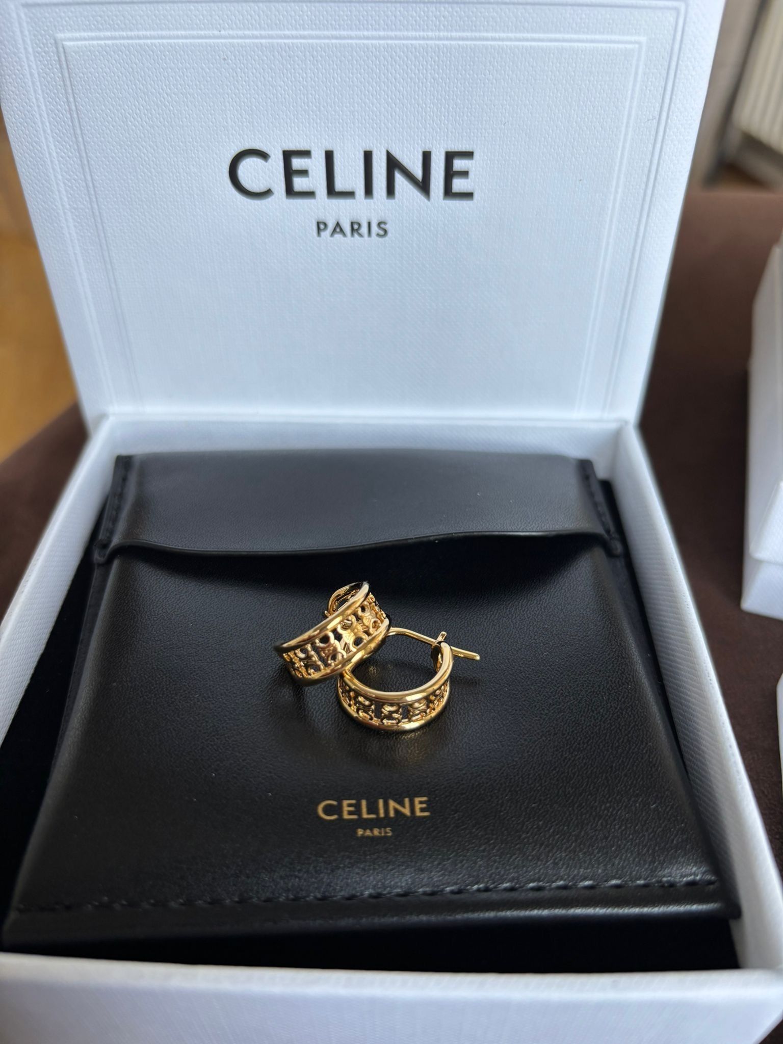 Outlet!【 CELINE 】トリオンフ マルチフープ ピアス (CELINE/ピアス