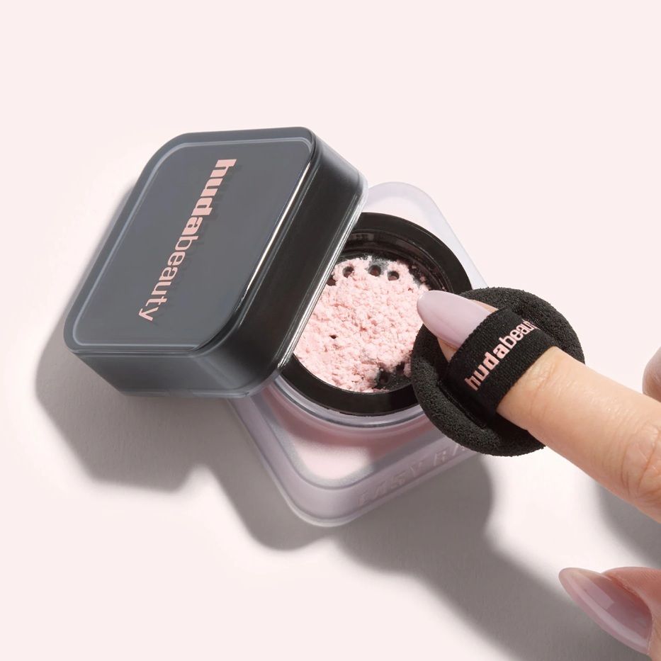 Huda Beautyフーダビューティー セッティング パウダー フーダ