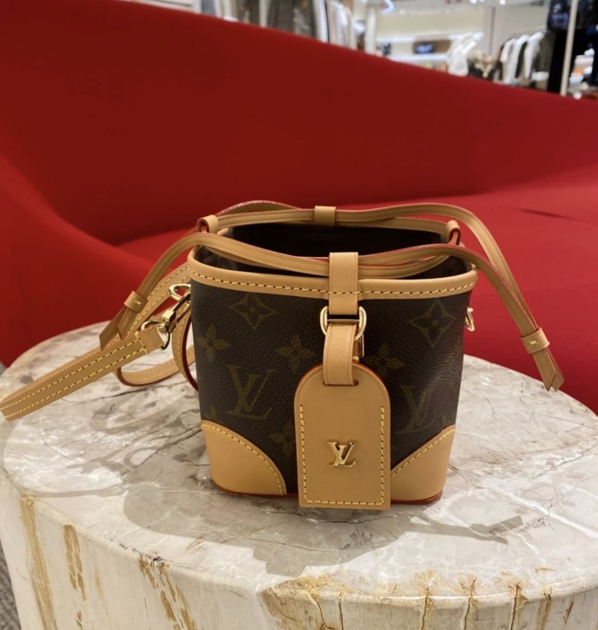 上品で大人っぽいデザイン♪】ルイヴィトン ショルダーバッグ (Louis