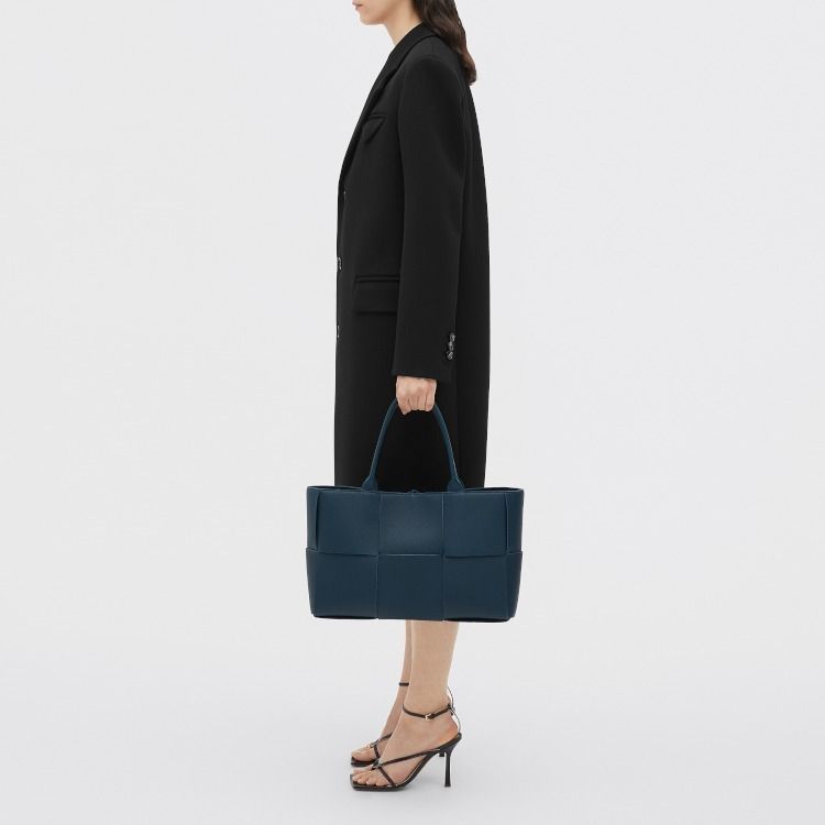 Bottega Veneta☆ARCO TOTE ザ・アルコ トートバッグ☆送料込 (BOTTEGA
