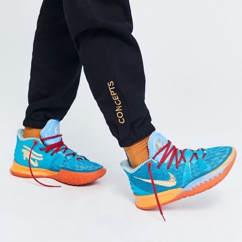 CONCEPTS NIKE KYRIE 7 HORUS コンセプツ ナイキ カイリー7 (Nike