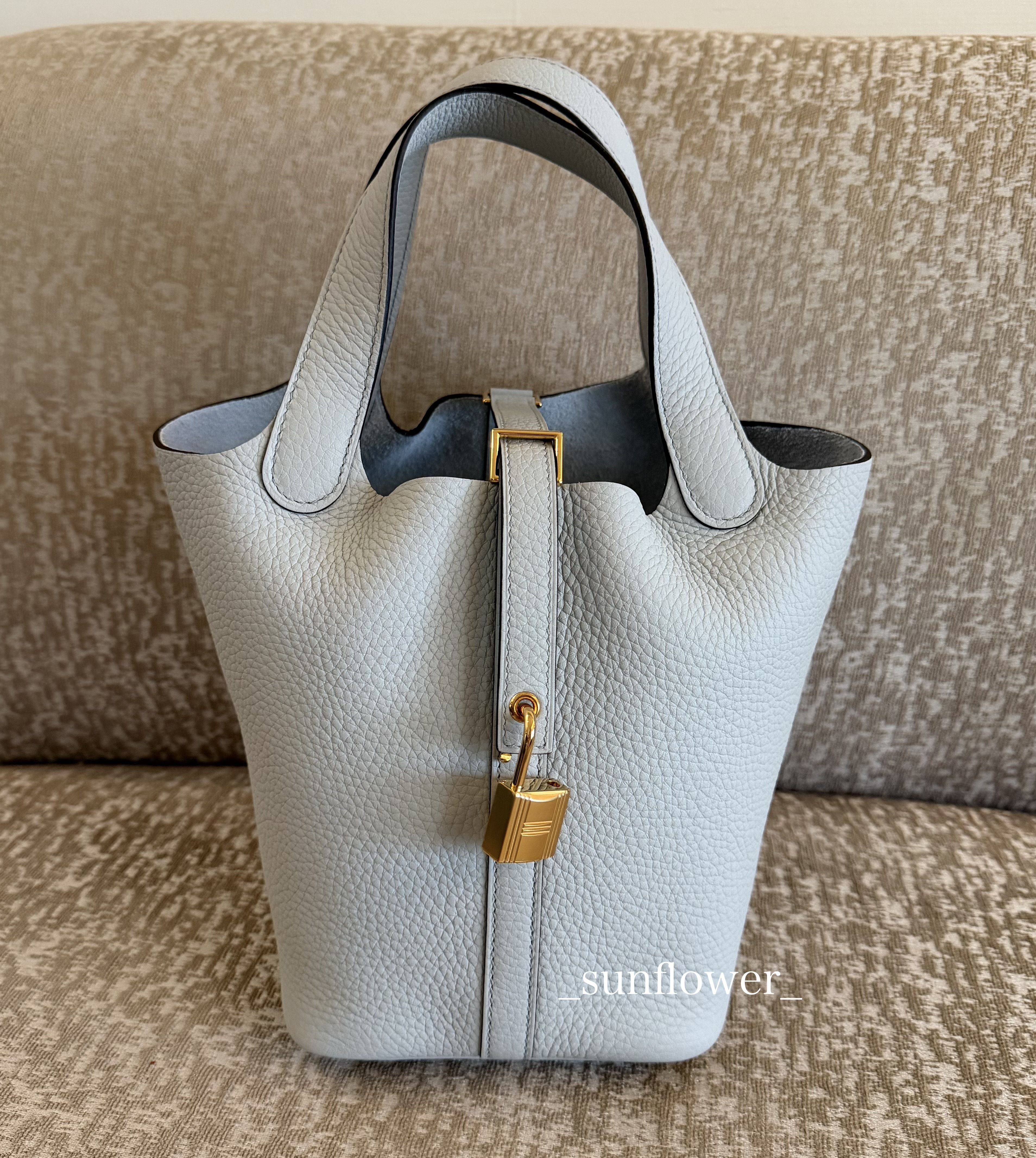 エルメス ピコタンロックPMサイズ ブルーパール/ゴールド金具 (HERMES