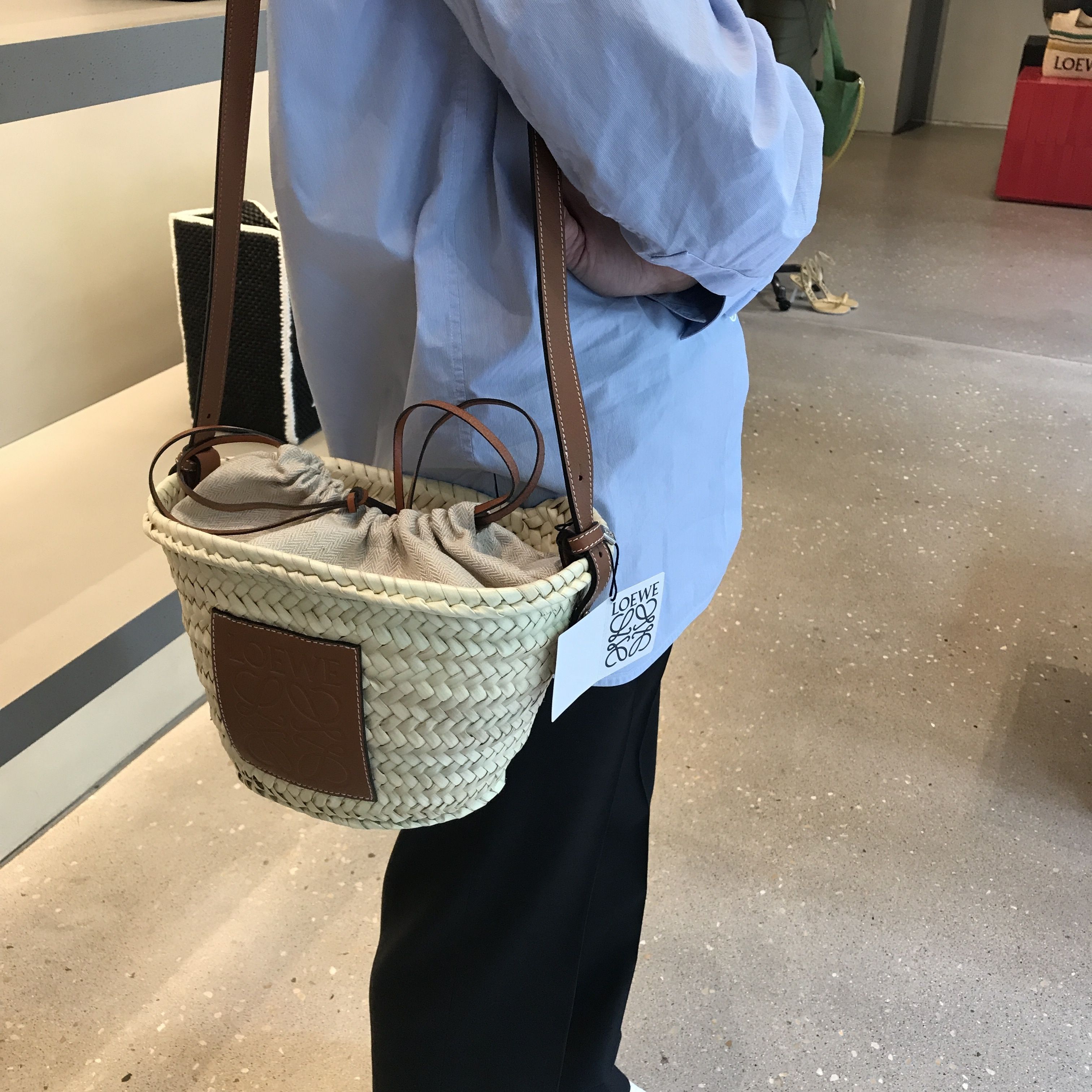 Ibiza 限定生産【LOEWE】ドローストリング バケットバッグ☆3色