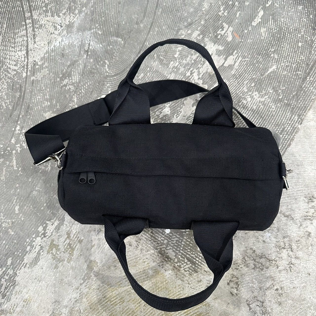 New standard】コムデギャルソン デザインショルダーバッグ (COMME des