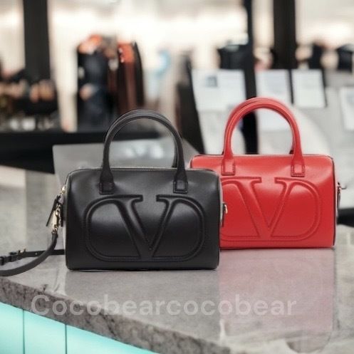 ☆Valentino☆セール！VLOGO ミニボストンバッグ (VALENTINO