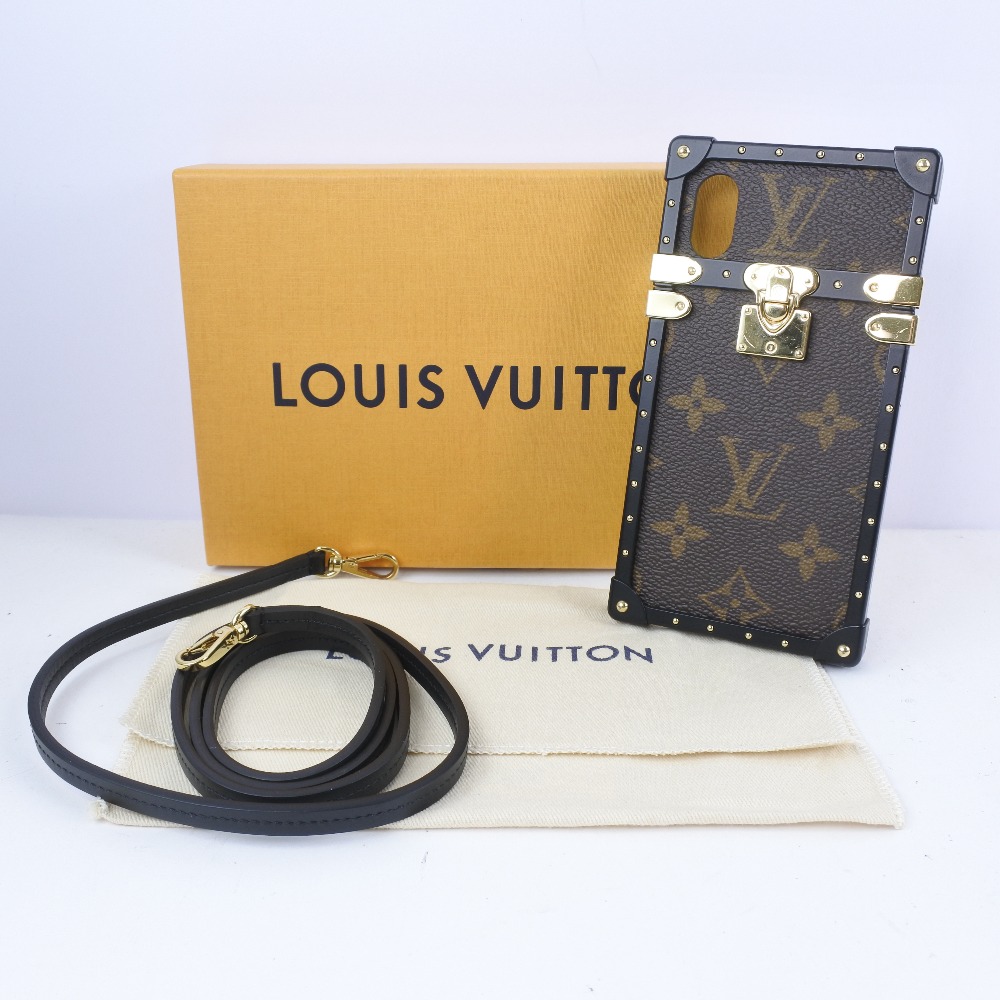 LOUIS VUITTON iPhone case X / XS Smartphone case M62618 Eye trunk
