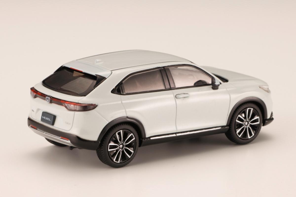 ホビージャパンから新型ホンダ・ヴェゼルの1/43モデルカーが発売！ 全6