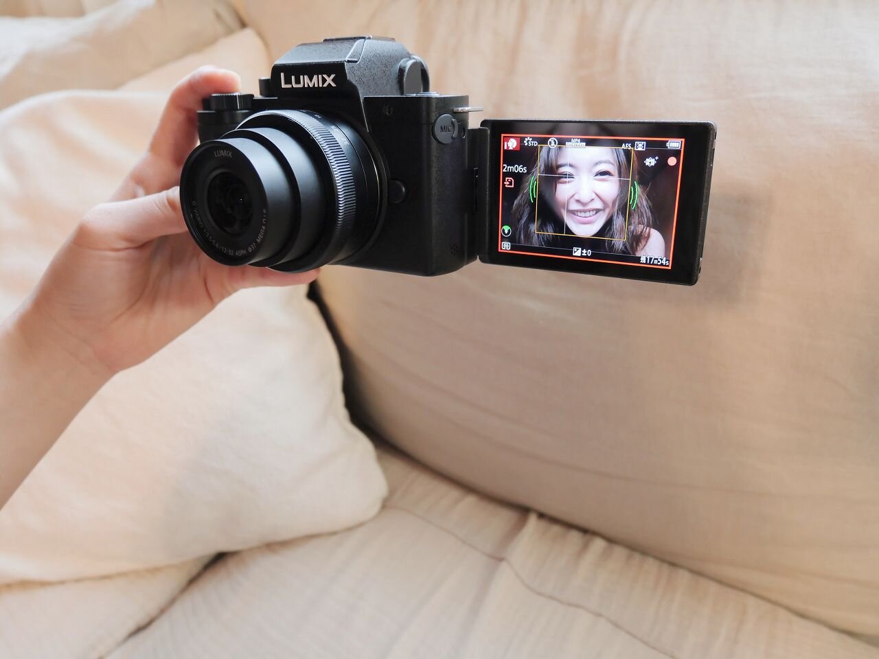 Vlogミラーレス誕生！LUMIX G100の溢れる魅力 | GENIC公式 | GENIC