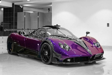 ZOZO 前澤社長のブガッティとパガーニが鈴鹿に登場｜スーパーカー