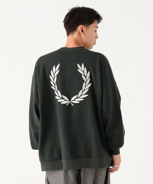 BEAMS（ビームス）【別注】FRED PERRY / エンブロイダリー クルー