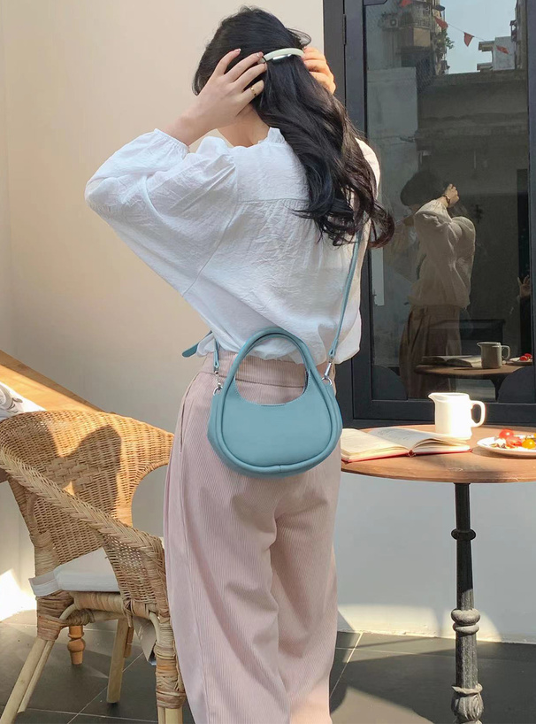 2Wayポーチ付きレザーラウンドショルダーバッグ[at2048] | レディース