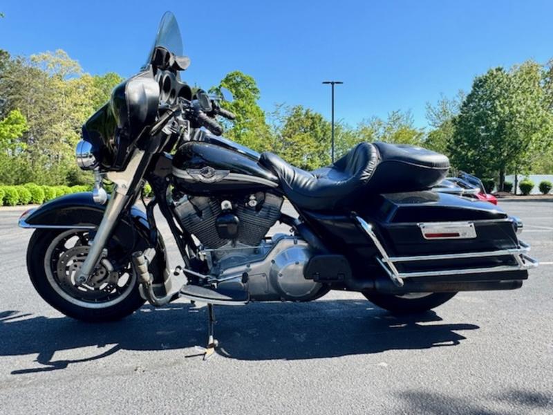 2003 Harley-Davidson® FLHTC - Electra Glide® Classic | Dog House