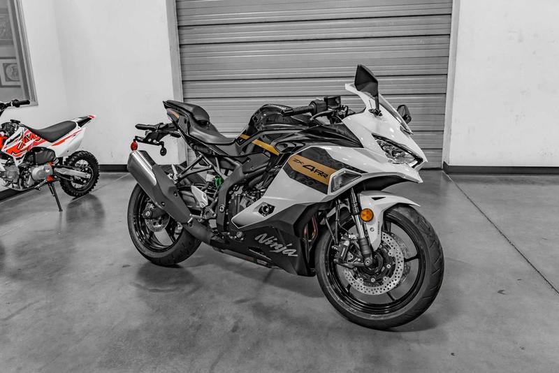 2026 Kawasaki Ninja® ZX™-4RR ABS | Nash Powersports