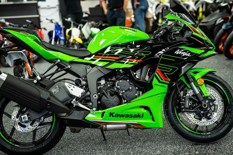2024 Kawasaki Ninja® ZX™-6R KRT Edition | Crossroad Powersports