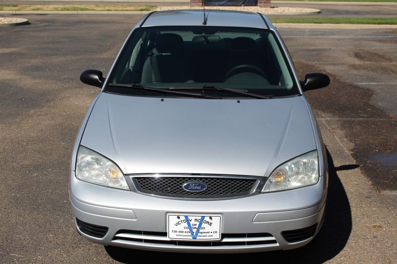 2005 Ford Focus ZX4 SE | Victory Motors of Colorado