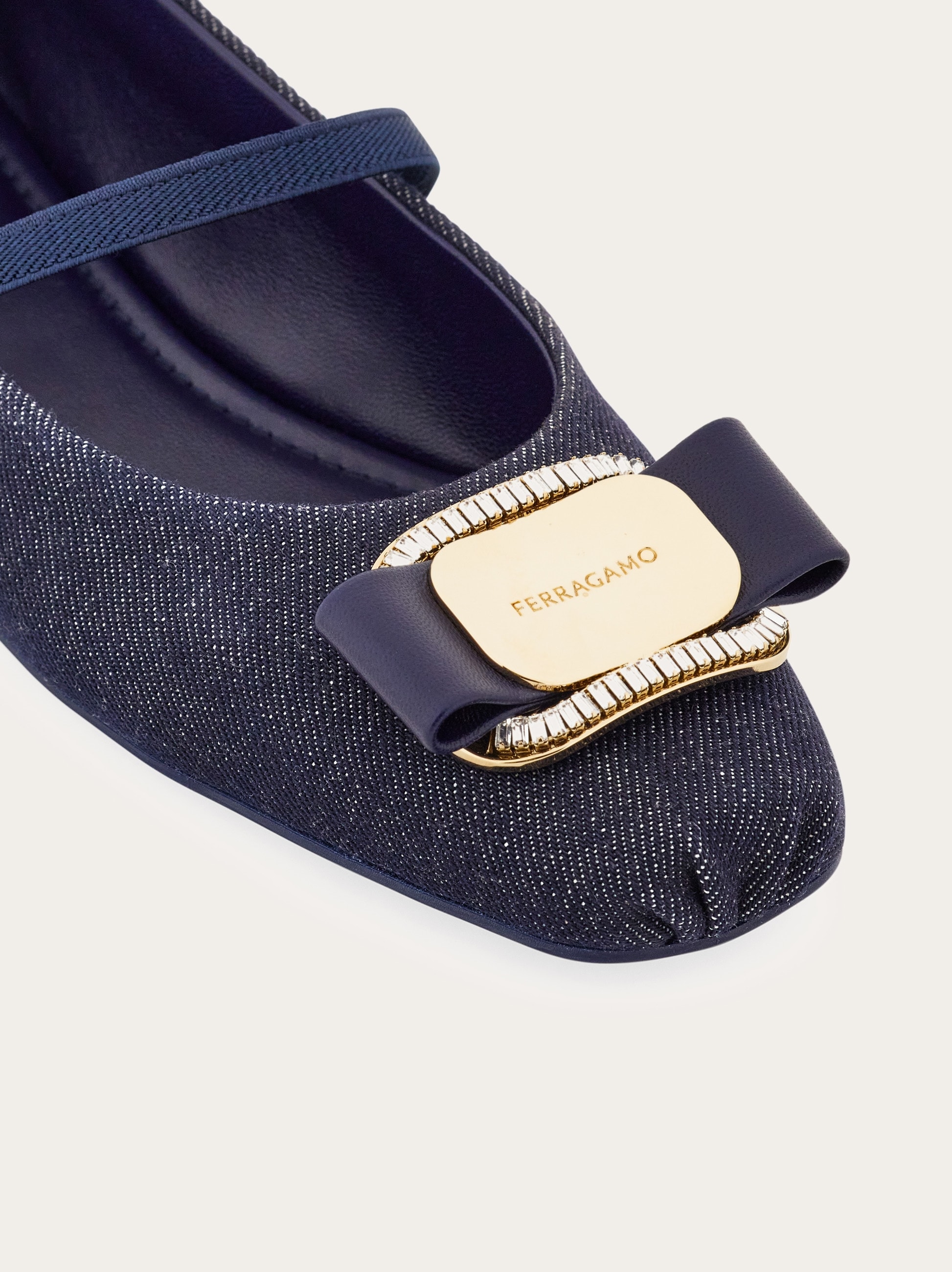 バレリーナシューズ - ウィメンズ | Ferragamo