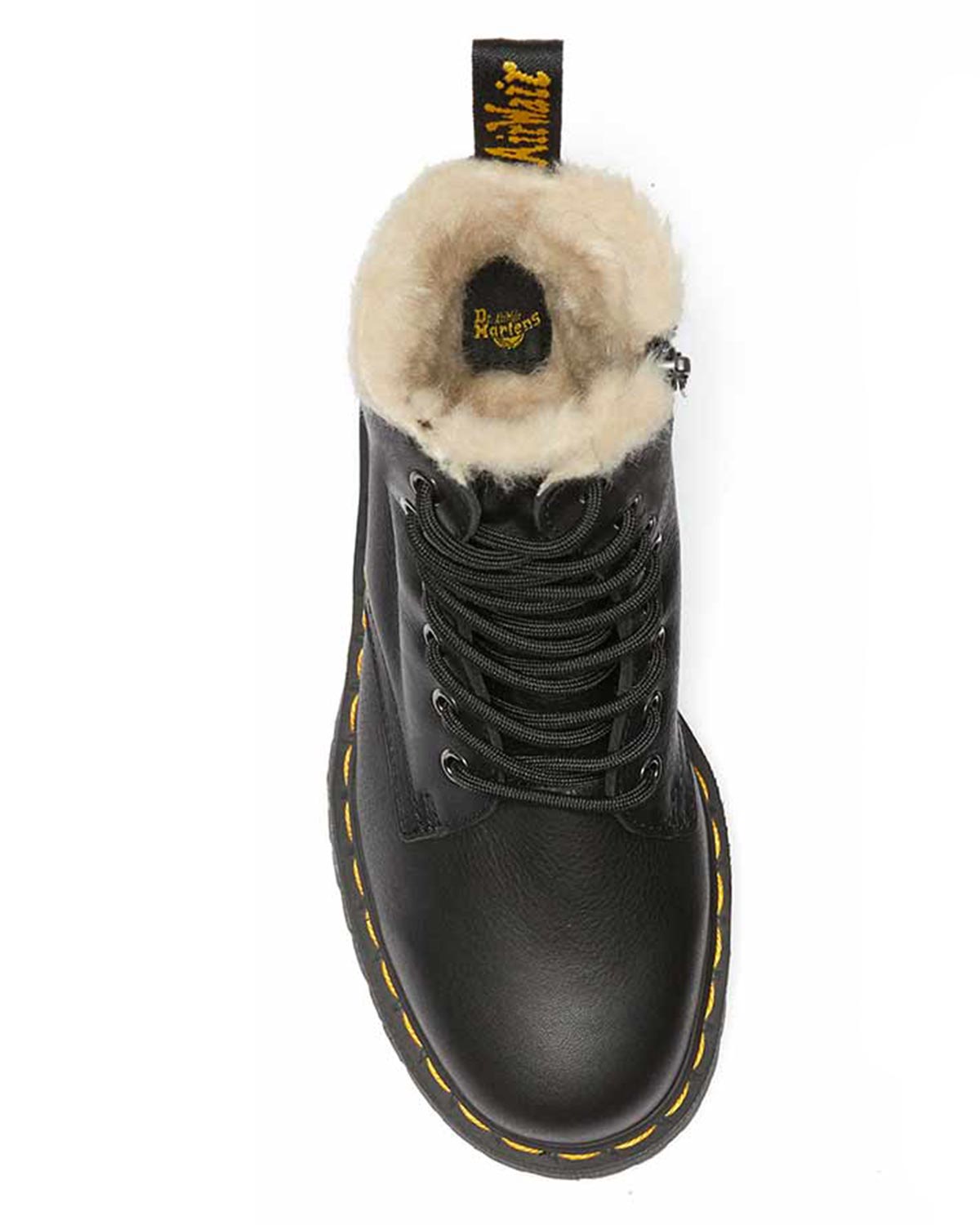 ドクターマーチン】ファーを搭載した冬仕様の8ホールブーツが買い