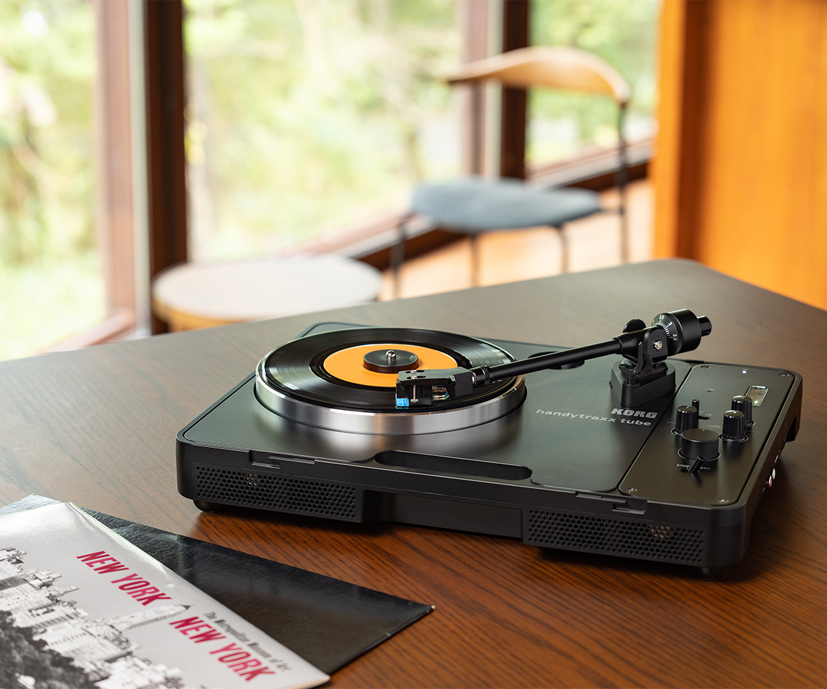 handytraxx tube - PORTABLE RECORD PLAYER | KORG (Japan)