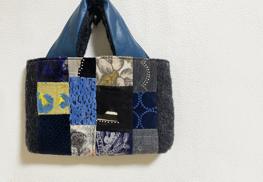ミナペルホネンのパッチワークかばん（ダークグレー） | iichi 日々の