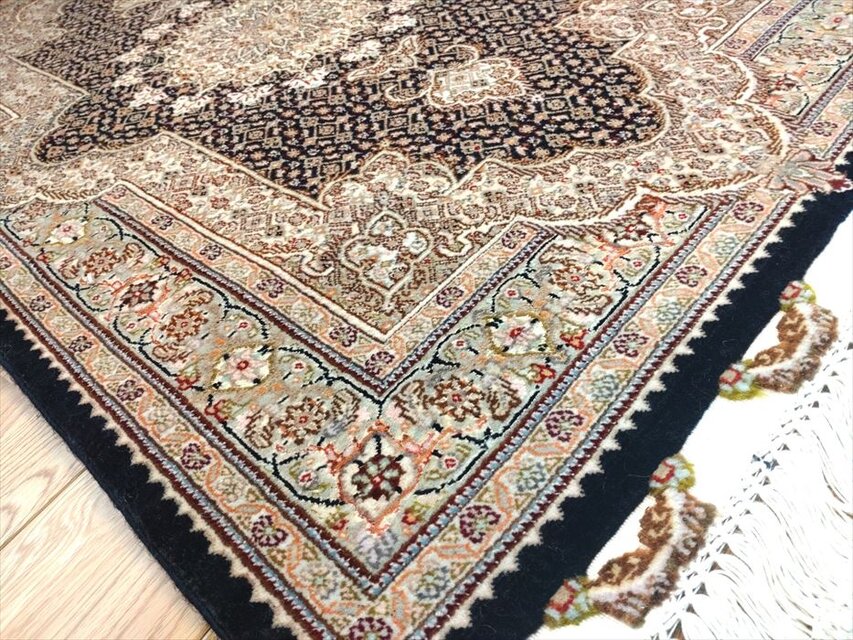 2/10迄iichi限定目玉】ペルシャ絨毯 タブリーズ産 マヒデザイン