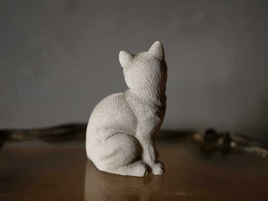 白い猫 Chat Blanc フランスヴィンテージ ブロカントのある暮らし