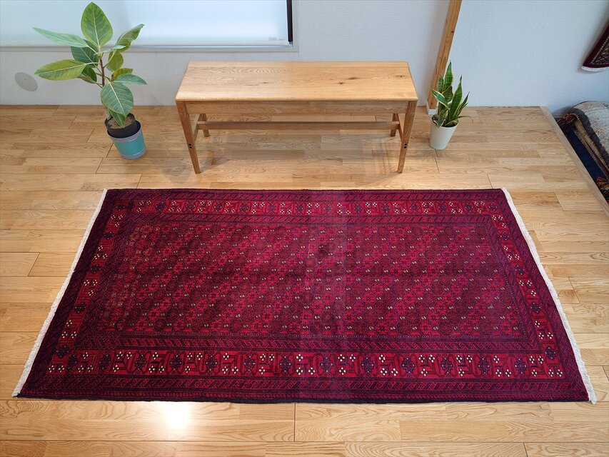 トライバル絨毯 ペルシャ絨毯 バルーチ カシュクリバフト リビング