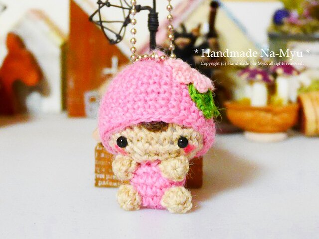 受注制作】あみぐるみ☆桃の着ぐるみベビーちゃん（S）／ボール