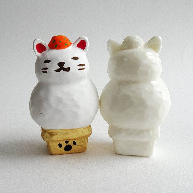 レジン 鏡餅ねこ 見本 | iichi 日々の暮らしを心地よくする