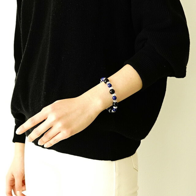 あなたを守りながら幸運を引き寄せる】高品質 ラピスラズリ・モリオン