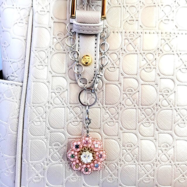 魔法陣】秋の彩り・秋桜・フラワーリース【曼荼羅】(ネックレス