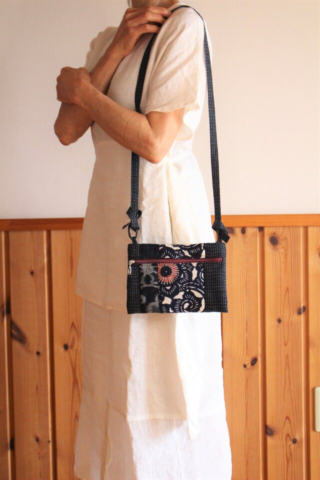 古布を使った バッグinスマホショルダーバッグ K | iichi 日々の暮らし