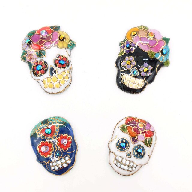 スカル（髑髏）の七宝焼ピンブローチ（ピンバッジ）A,B【受注制作